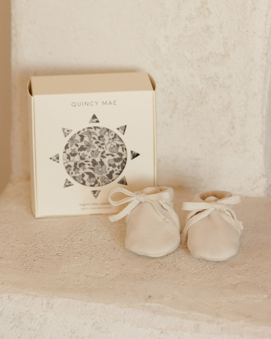 Quincy Mae Baby Booties - Shell