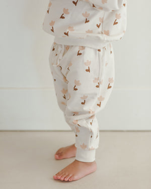 Quincy Mae Relaxed Fleece Sweatpant - Tulips