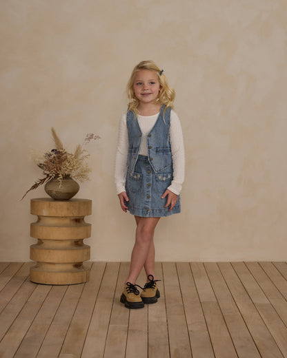 Rylee + Cru Denim Vest - Light Washed Denim