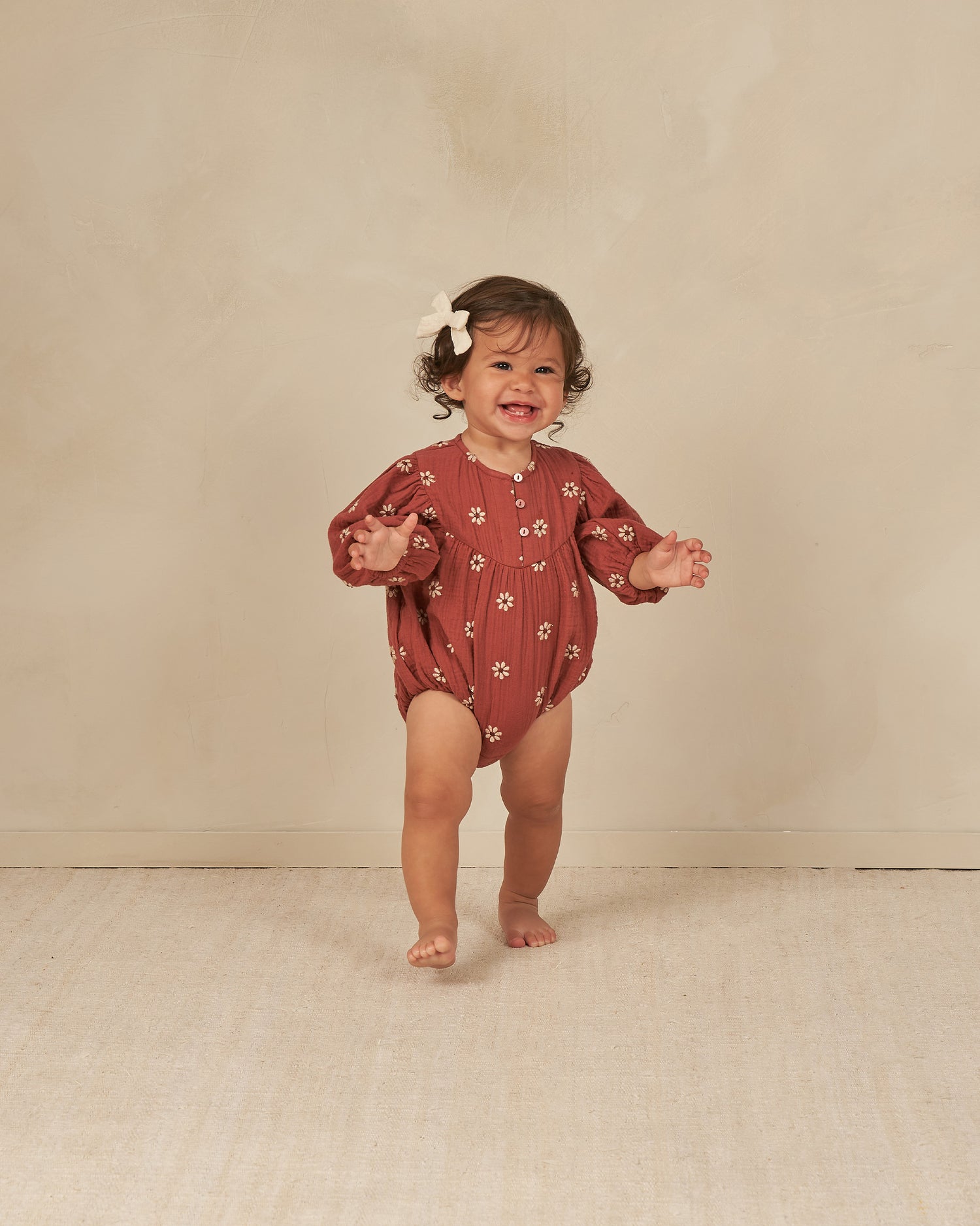 Rylee + Cru Gwen Romper - Embroidered Daisy