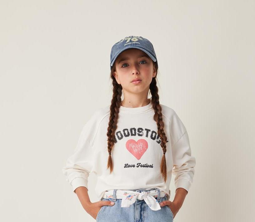 Tocoto Vintage Woodstook Love Festival Sweatshirt - Off White