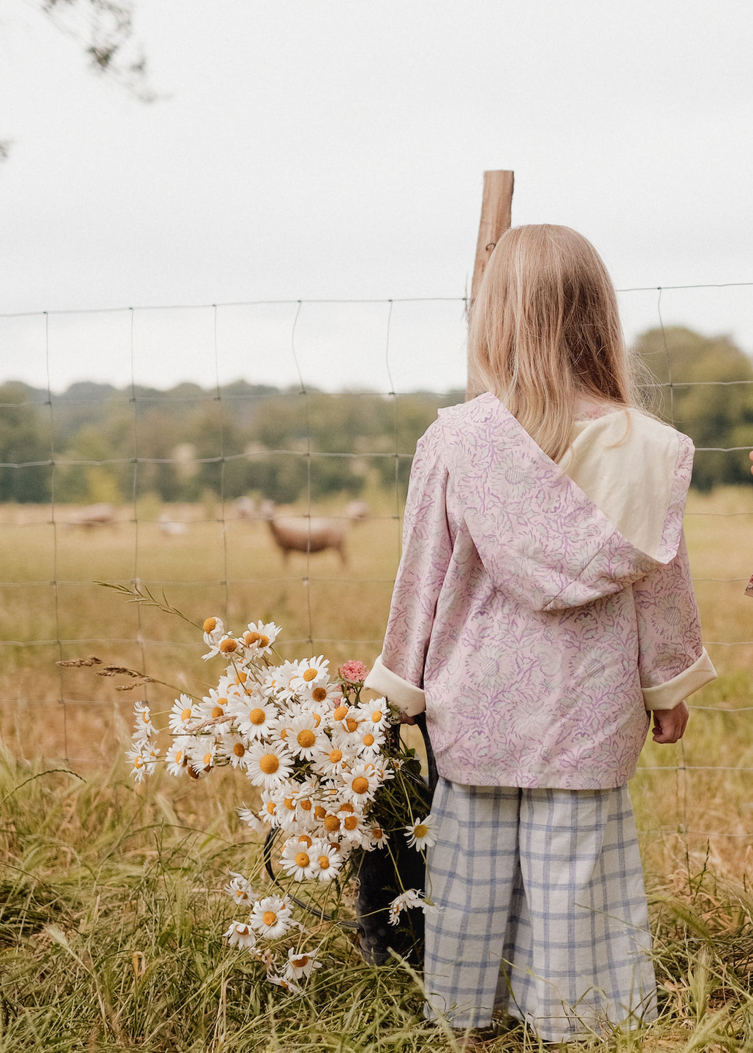 Louise Misha Raincoat Felvet - Pink Daisy Garden