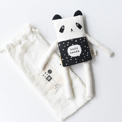 Wee Gallery Organic Panda Flippy Friend - English Edition