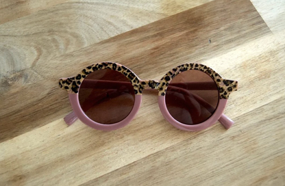 Tenth &amp; Pine Retro Two Tone Sunglasses - Dusty Rose Cheetah Matte