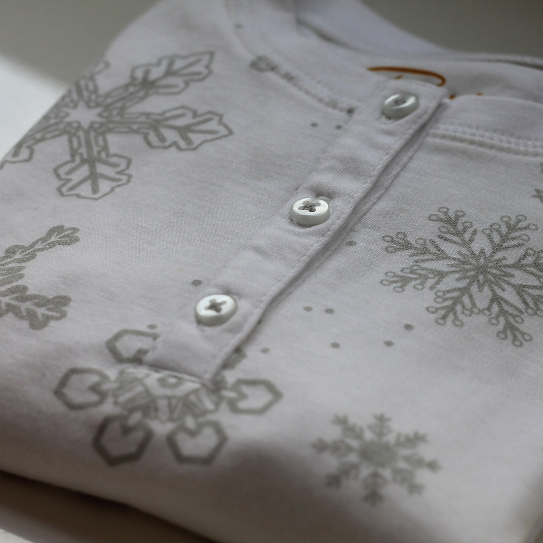 Petidoux Silver Snowflake Pajama